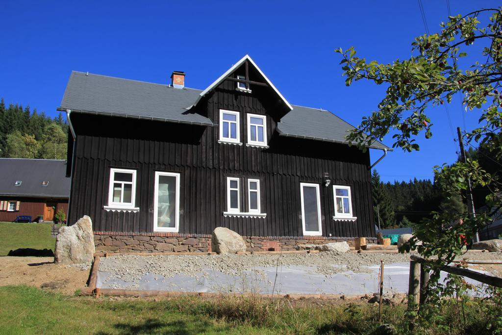 Apartamento Ferienhaus Anno Dazumal, Wie Zu Oma'S Zeiten Klingenthal Habitación foto