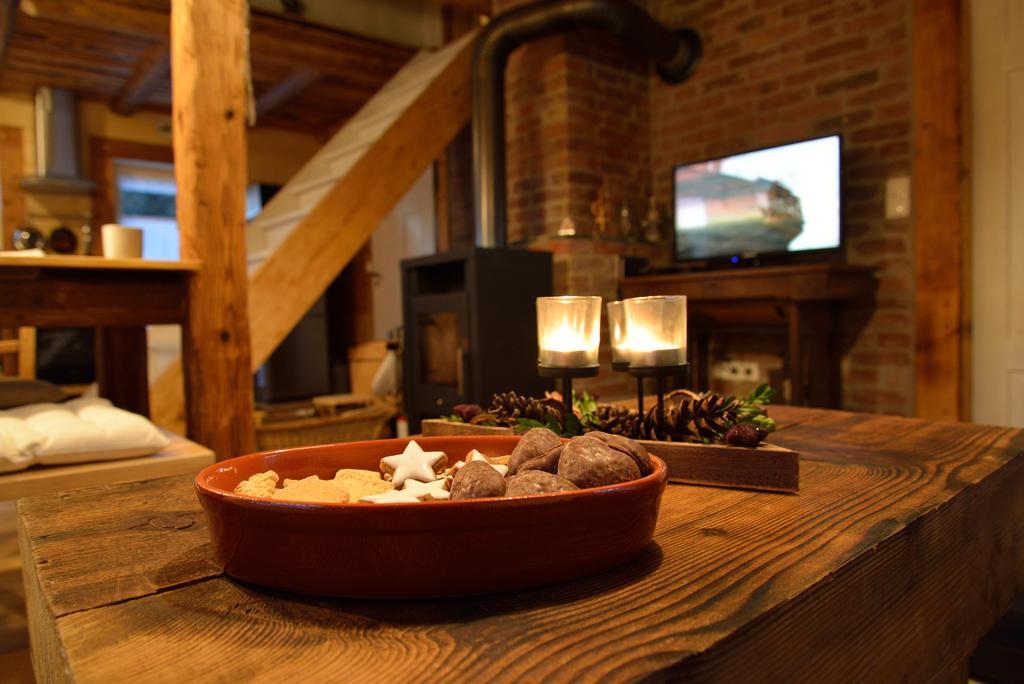 Apartamento Ferienhaus Anno Dazumal, Wie Zu Oma'S Zeiten Klingenthal Habitación foto